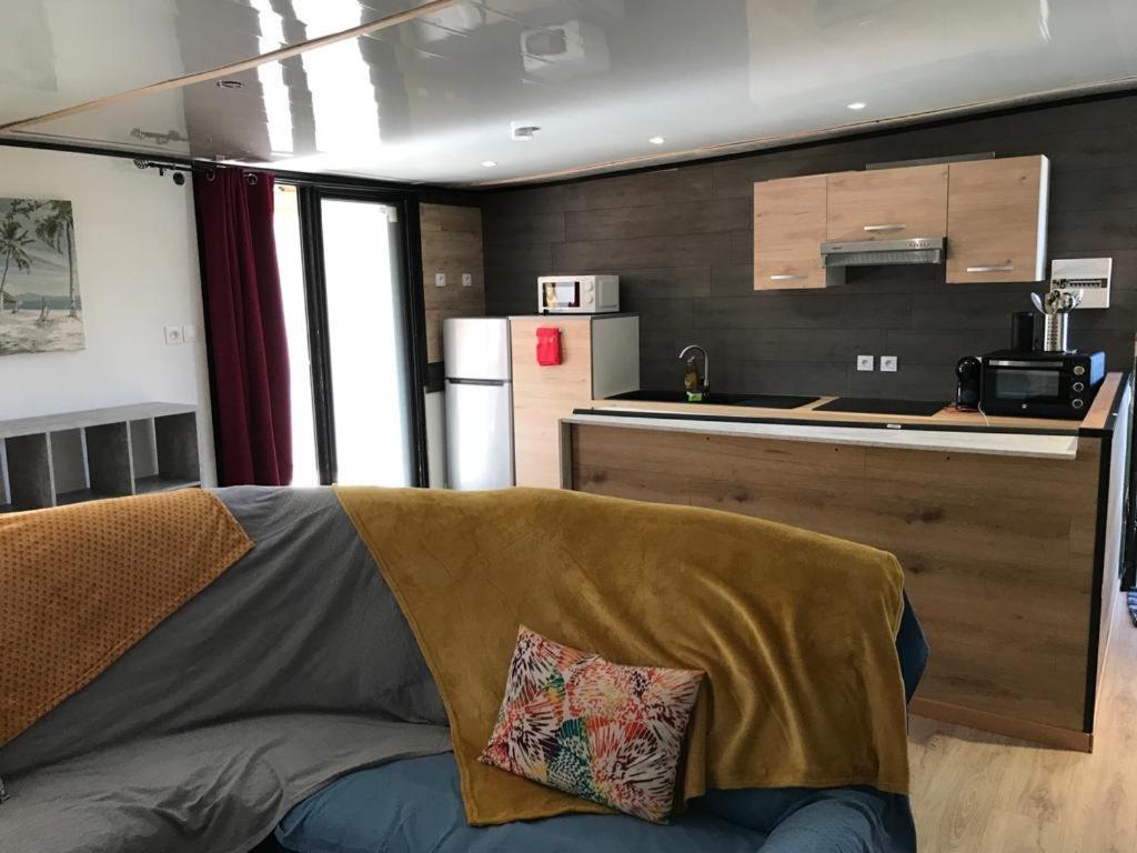 Le Flamboyant Avec Piscine Chauffee 30° Et Jacuzzi Lejlighed Saint-André Eksteriør billede